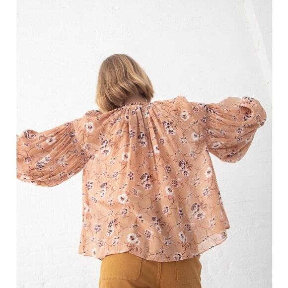 Ulla Johnson Arnoux Blouse in Cafe Peach/Tan Silk Blend Size 4 Ballon Sleeves - Picture 6 of 11